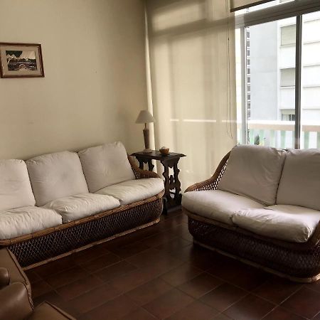 Ferienwohnung Pitangueiras, Frente Ao Mar Com Servico De Praia Guarujá Exterior foto