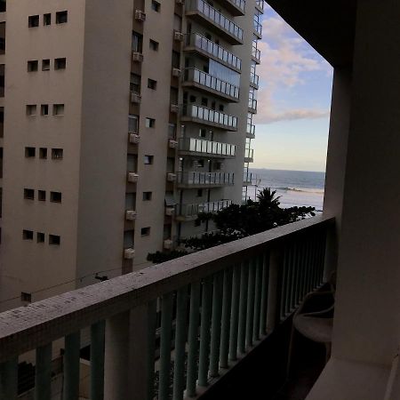 Ferienwohnung Pitangueiras, Frente Ao Mar Com Servico De Praia Guarujá Exterior foto